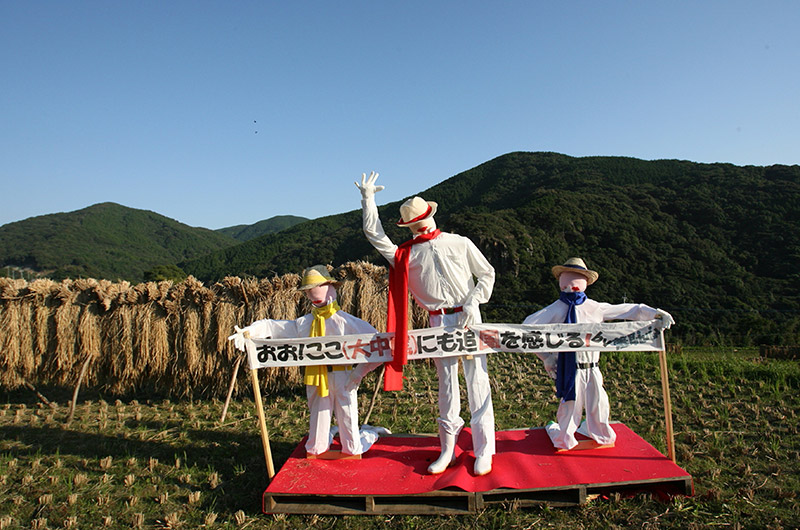 棚田の案山子